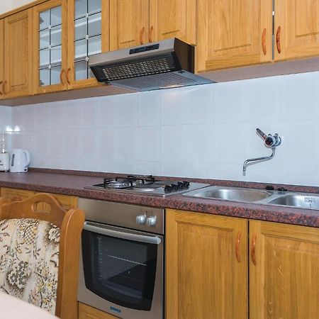 Nice Home In Lozovac With House A Panoramic View Exterior foto