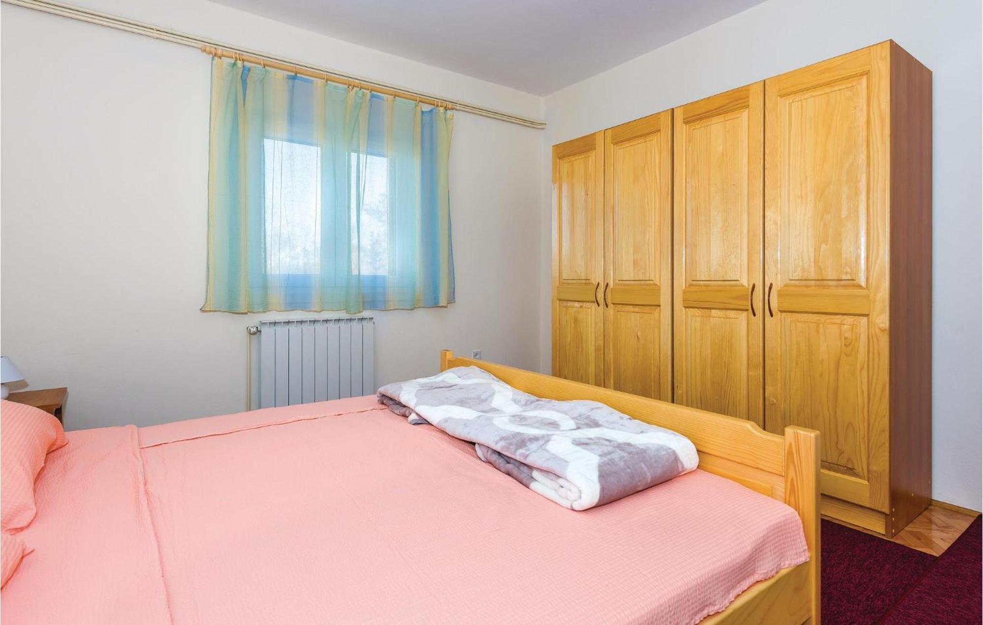 Nice Home In Lozovac With House A Panoramic View Exterior foto